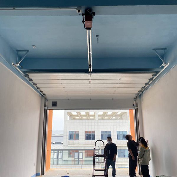 工廠安裝的提升門如何使用保養(yǎng)縮略圖