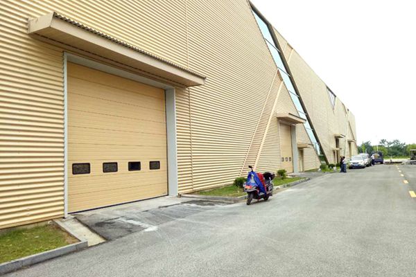 專業工業升降門廠家縮略圖